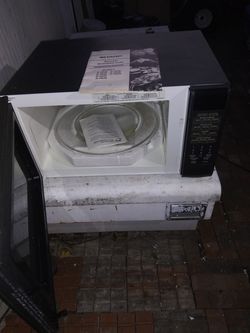 Microwave marca sharp nuevo de los gardes