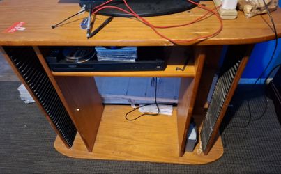 Entertainment center
