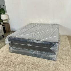 Queen Beautyrest Black Hybrid Mattress (Delivery Is Available)