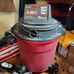 Sears/ Craftsman wet dry vac