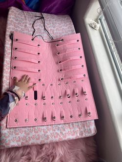 Bow Hanger