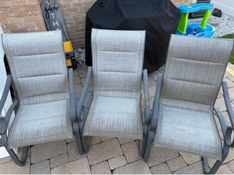 Patio chairs for free