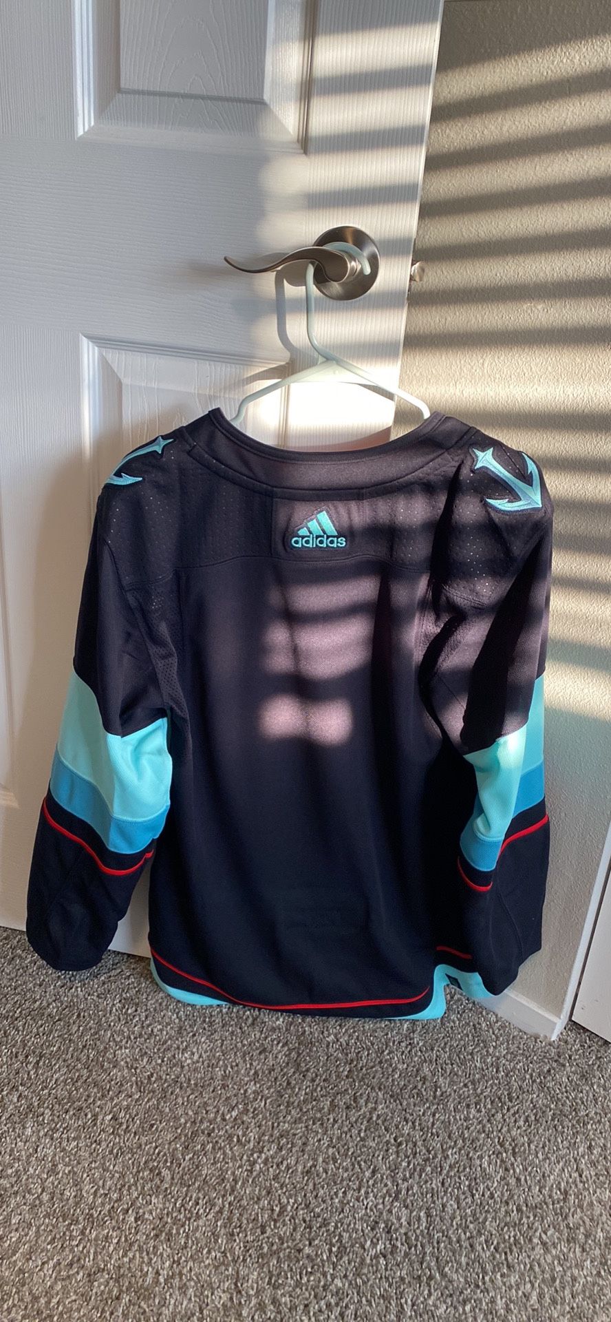 Adidas Seattle Kraken Jersey for Sale in Puyallup, WA - OfferUp