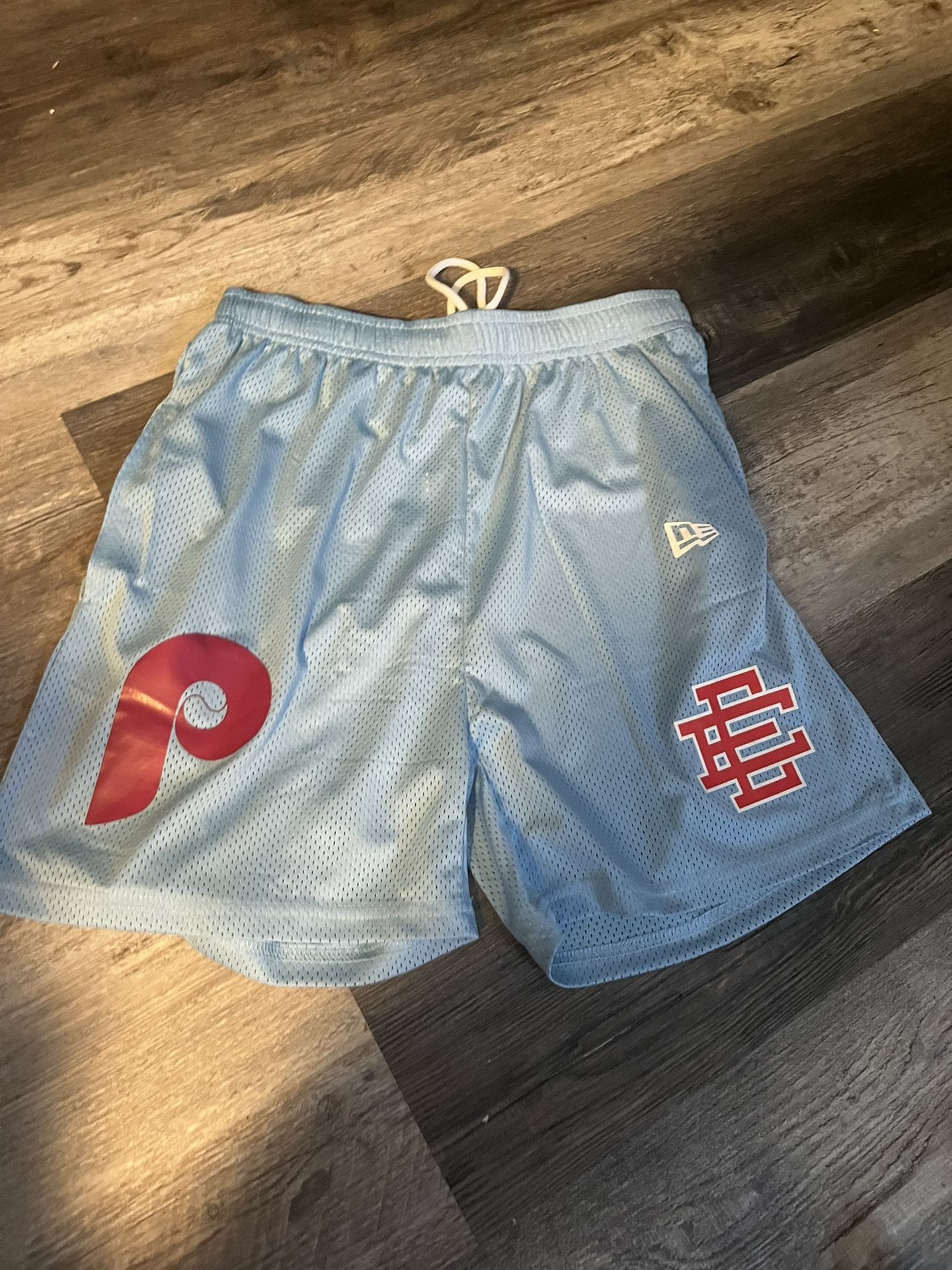 EE Shorts