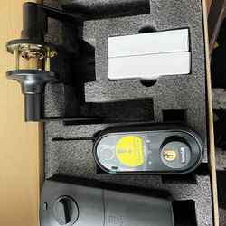 keyless entry smart door lock,fingerprints,App control