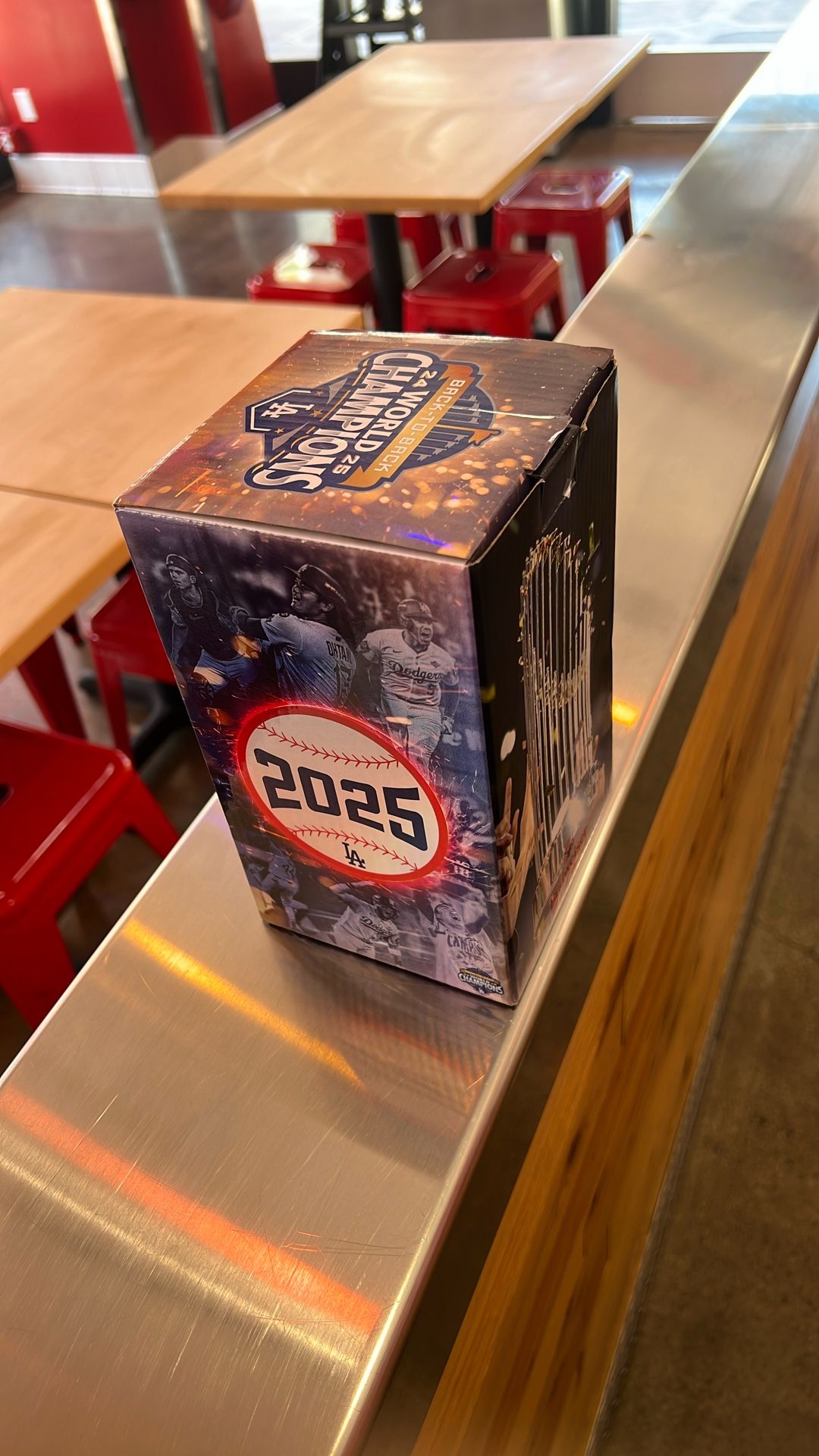 Dodgers 2025 Trophy