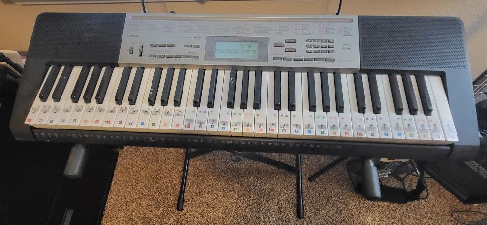 61 Key Keyboard With Stand.