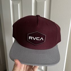 RVCA Commonwealth 