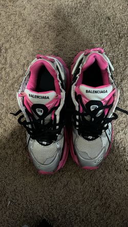 pink balenciaga runners size 43