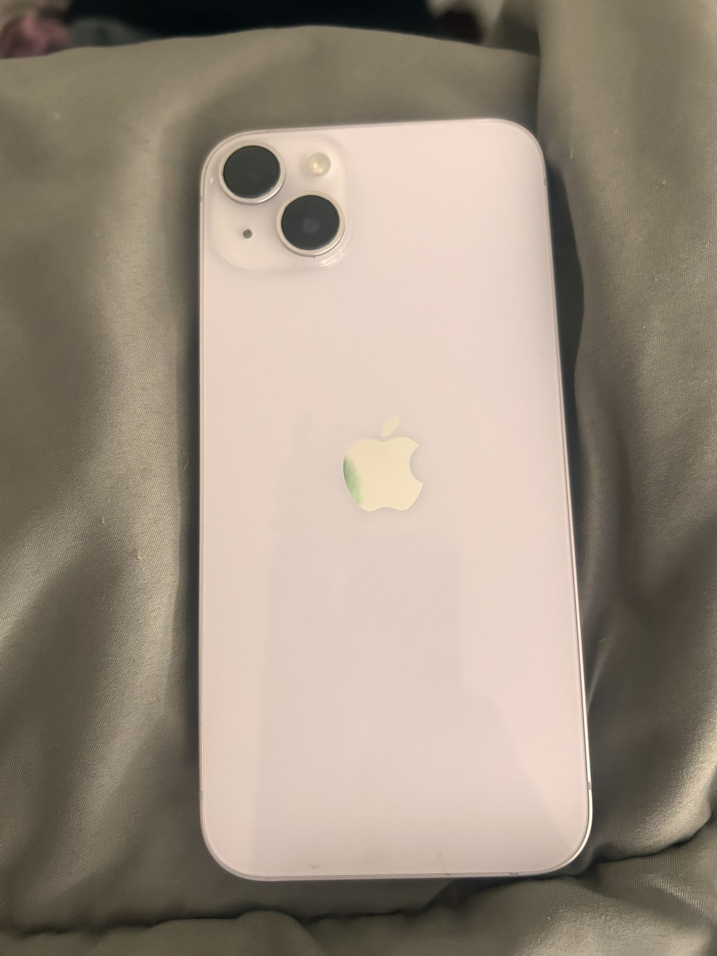 iPhone 14 Plus