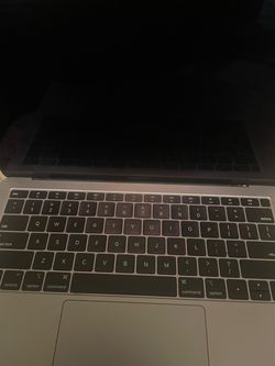 Apple MacBook Air Laptop