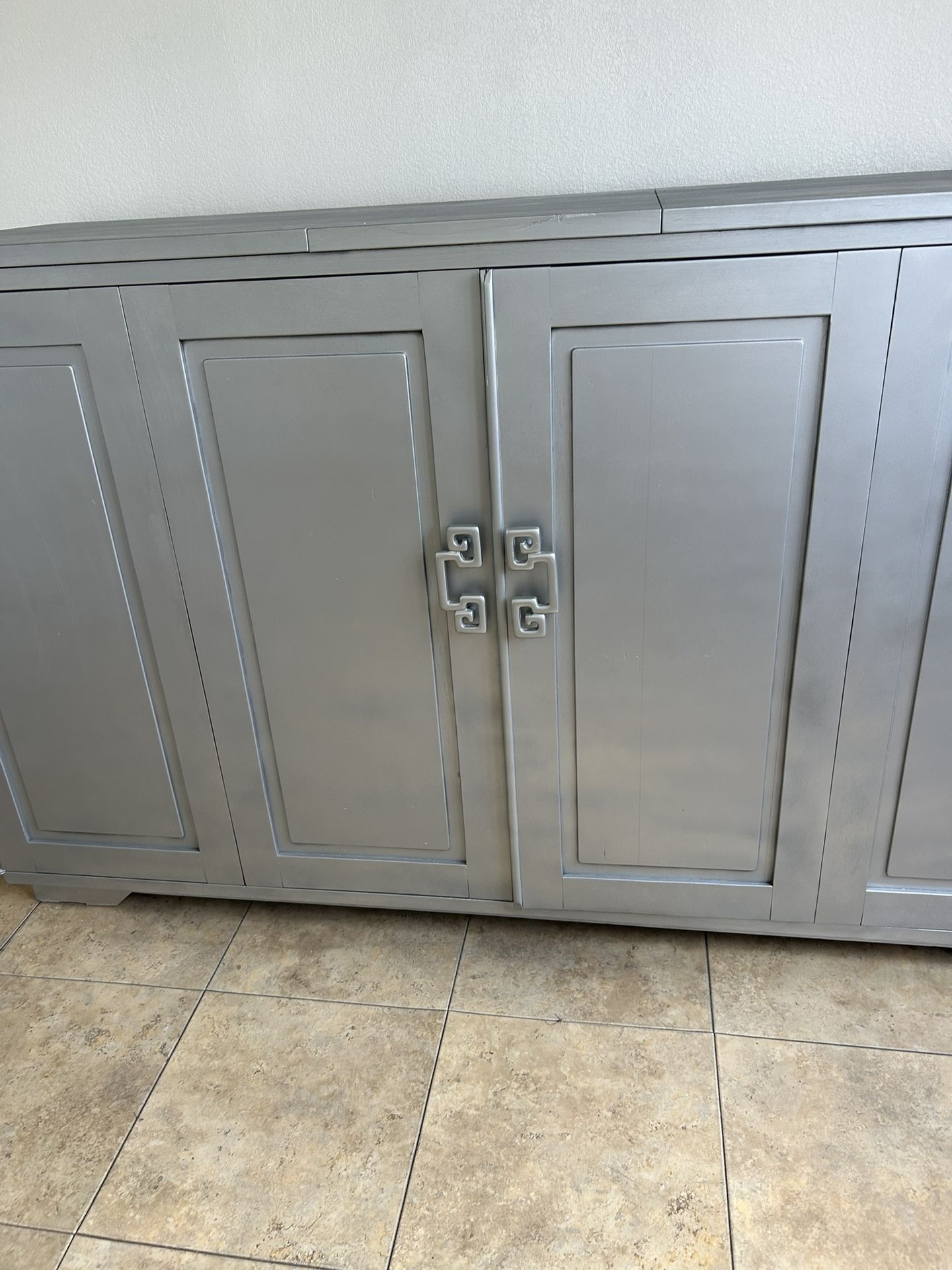 Vintage Cabinet W/ 5 Storage Drawers