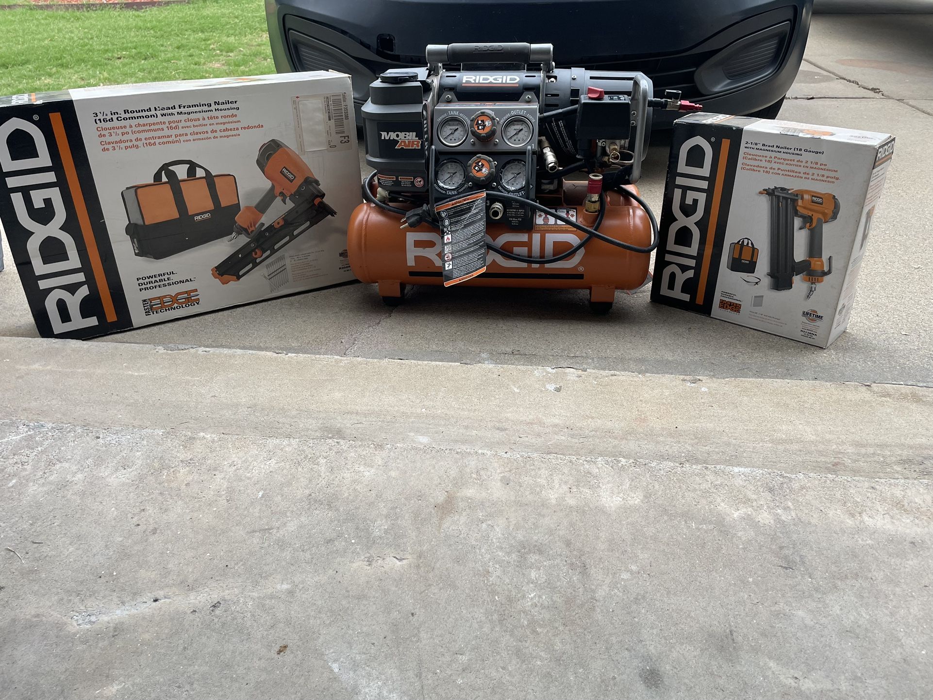 5 And 1 Ridged Air Compressor With 2 Nail Guns