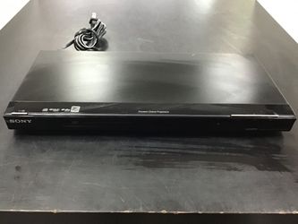 Sony DVD player- DVP-NS710H *NO REMOTE*