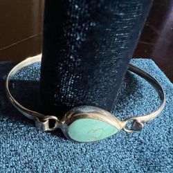 Vintage Sterling Silver Genuine, Turquoise, Cuff Bracelet 
