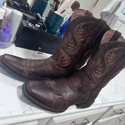 Men’s Ariat Boots 9.5