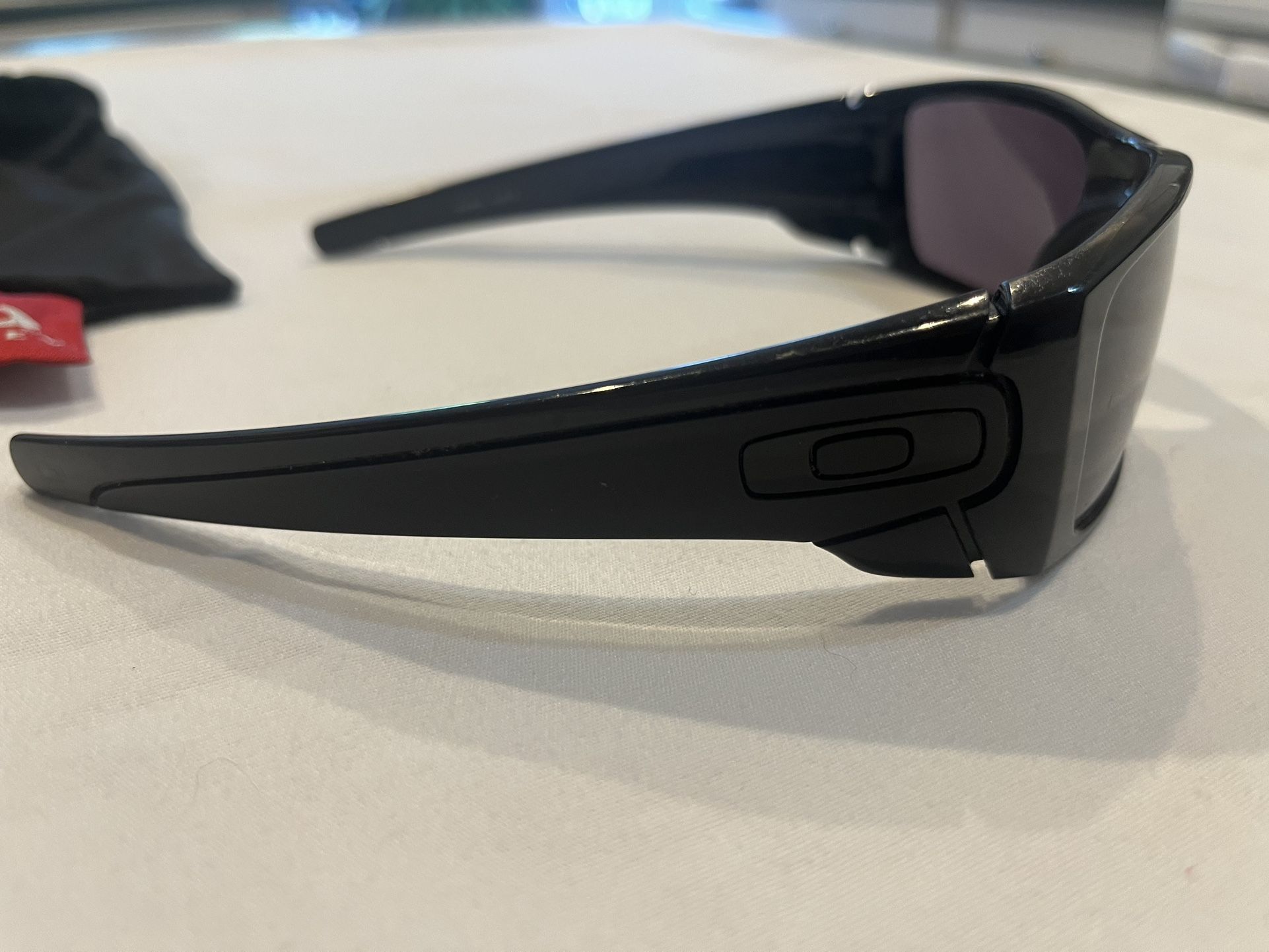 BLACK OAKLEY FUEL CELL