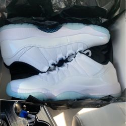 Jordan 11 Lows Columbians 