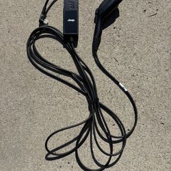 Jeep 4xE Level 1 Charging Cable