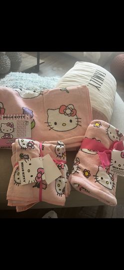Hello Kitty Towels Set 