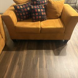 Couch + Loveseat 