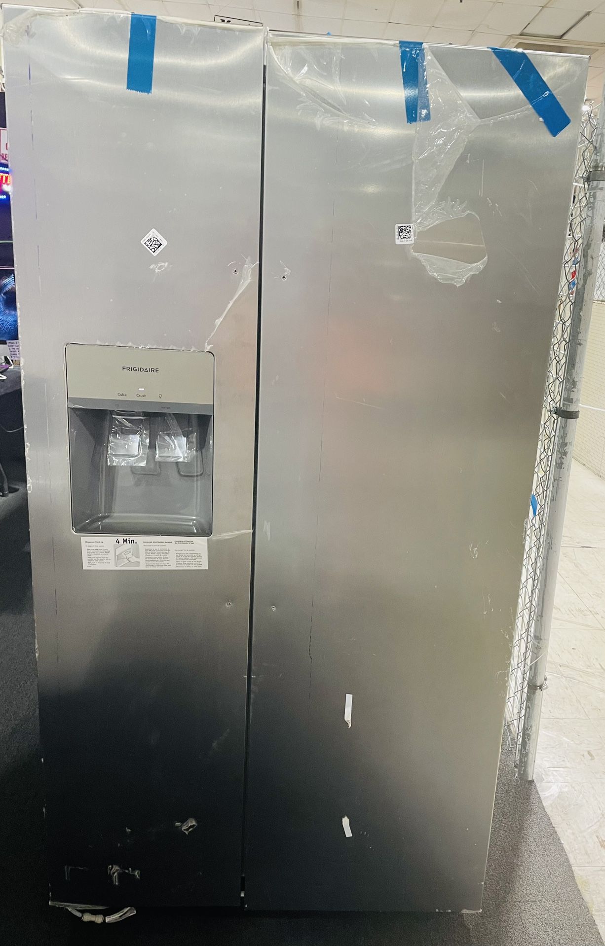 Frigidaire Refrigerator NEW