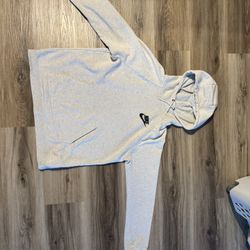 Women’s size large Nike pullover hoodie