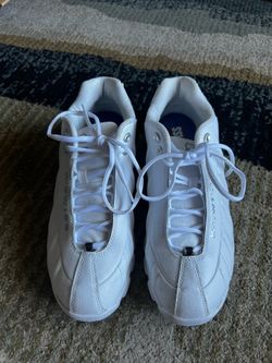 K-Swiss ST329 White Sneakers