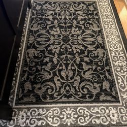 5’3”x7’2” Carpet