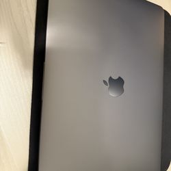 2019 MacBook Pro 13” Core i7