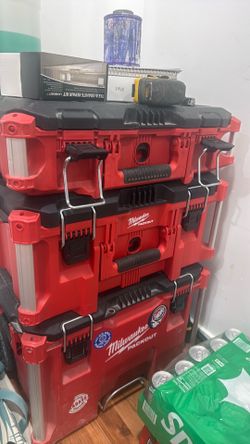 Milwaukee packout