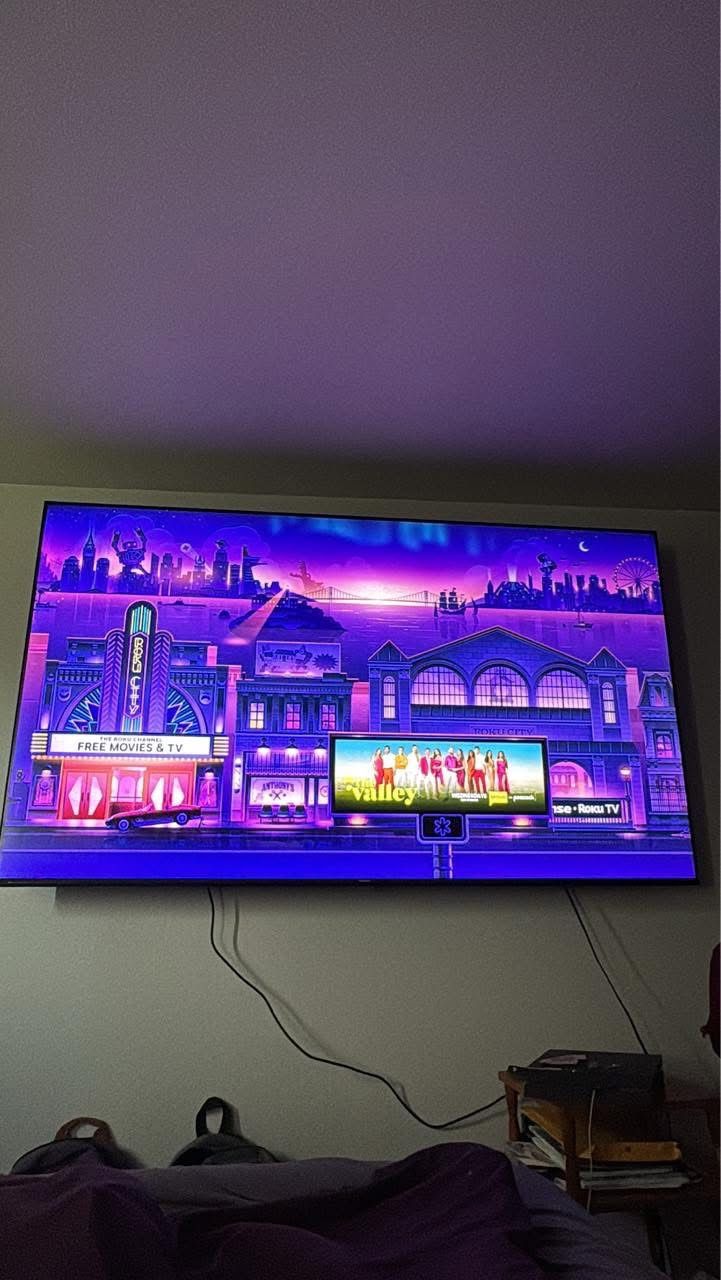 85in Hisense Tv