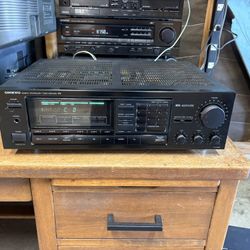 ONKYO Stereo Receiver With Phono Connection