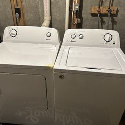 AMANA ALL Elec. washer/dryer NEEDS TO GO make An Offer 