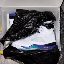 Jordan 5s Grapes Size 11 2025