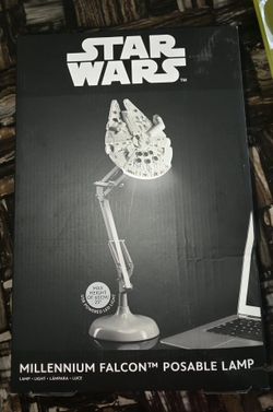 Star Wars Millennium Falcon Posable Desk Lamp
