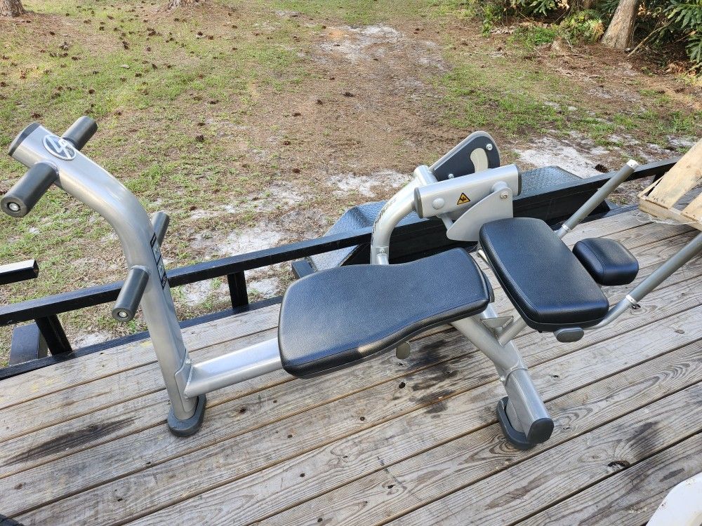 Life Fitness AB Crunch Bench Signature Series