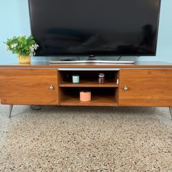 Brown TV Stand-great Condition!