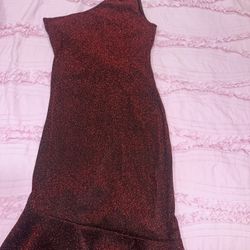 Red Medium Dress. Stretchy 