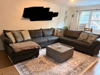 Large Charcoal Gray Sectional Sofa w/ Chaise – Comes Apart for Easy Moving