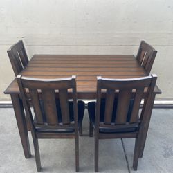 Kitchen Table And Chairs Set