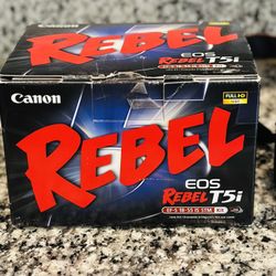Canon EOS Rebel T5i DSLR Digital Camera w/ 18-55mm