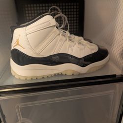 Jordan 11 Size 1y