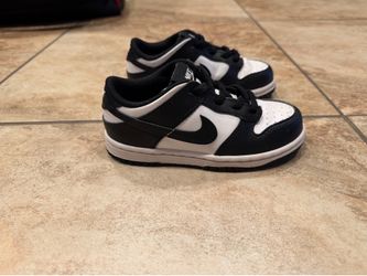 Nike little kid dunk low