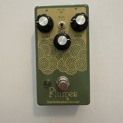 EarthQuaker Devices Plumes Small Signal Shredder Overdrive Pedal