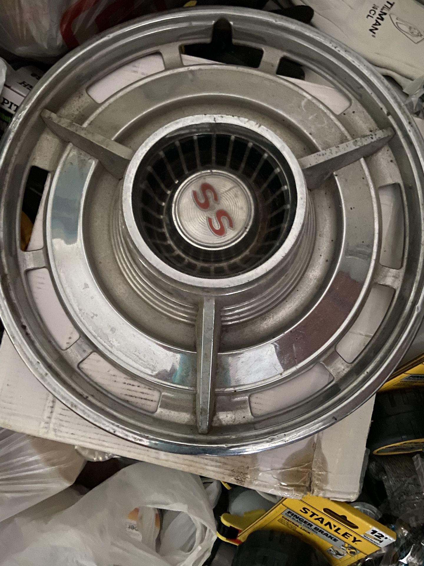 Set Of SS Hubcaps