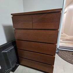 6 Drawer Brown Dresser 