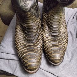 $20 Tony Lama python boots