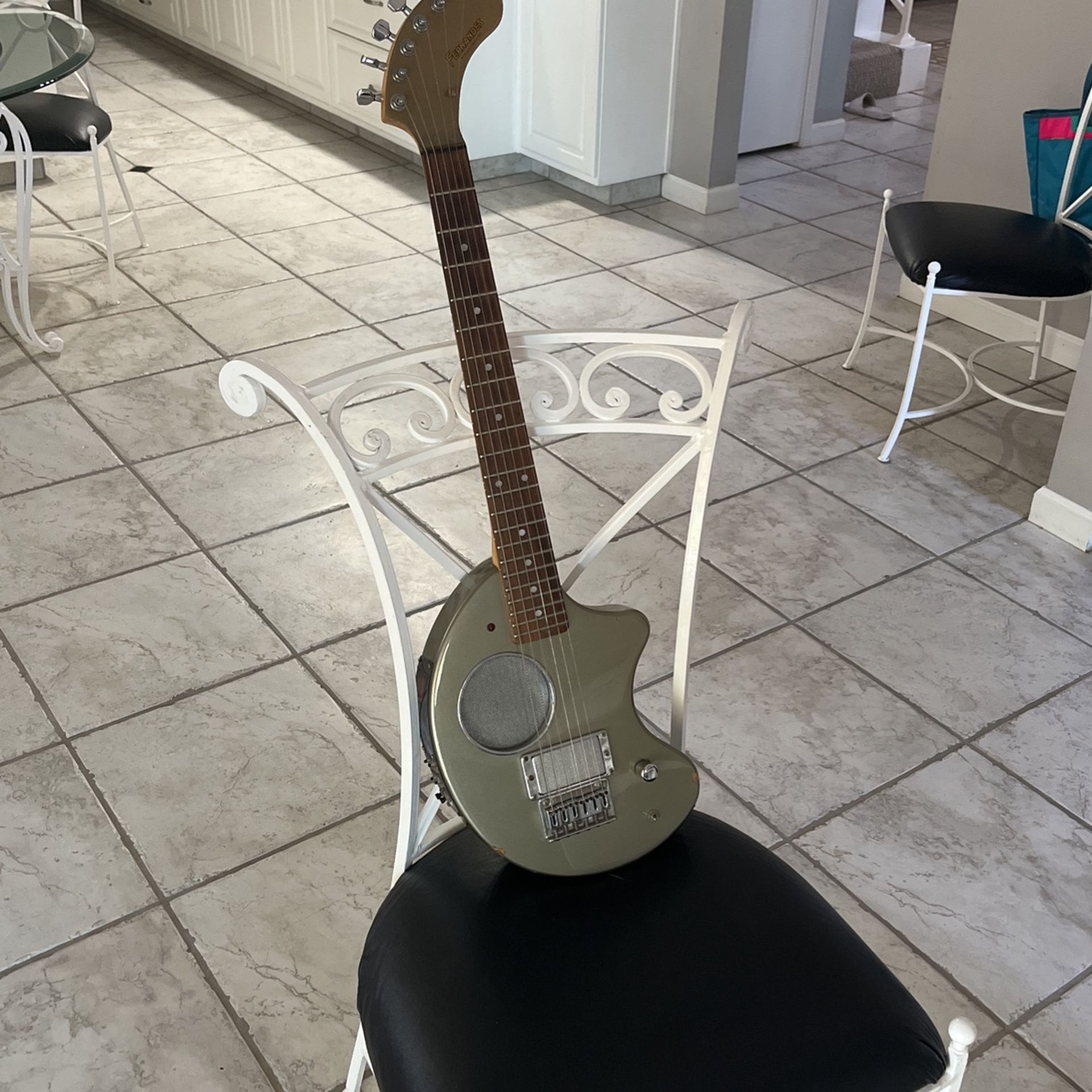 Fernandes ZO-3 Nomad Guitar