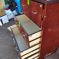 4 Drawer Dresser 